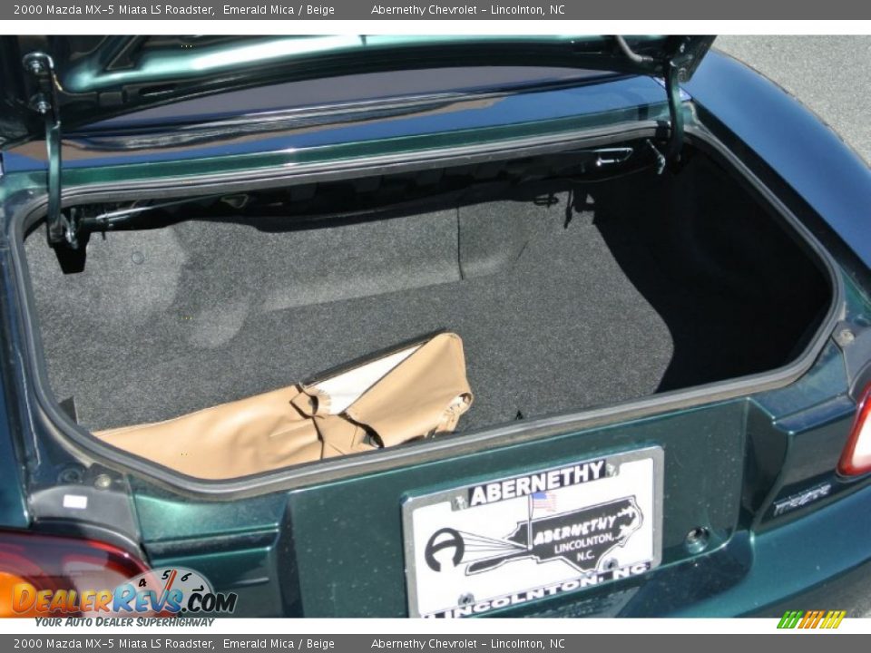 2000 Mazda MX-5 Miata LS Roadster Emerald Mica / Beige Photo #24