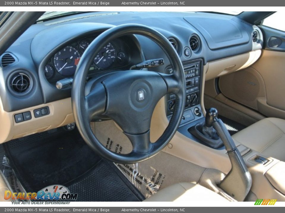 2000 Mazda MX-5 Miata LS Roadster Emerald Mica / Beige Photo #29