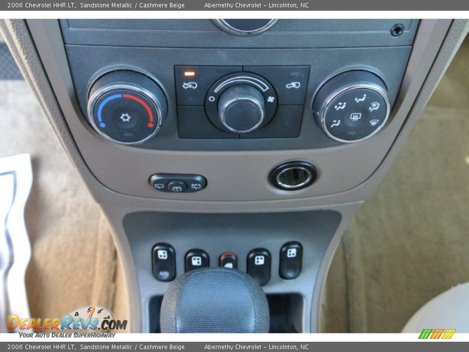 2006 Chevrolet HHR LT Sandstone Metallic / Cashmere Beige Photo #11