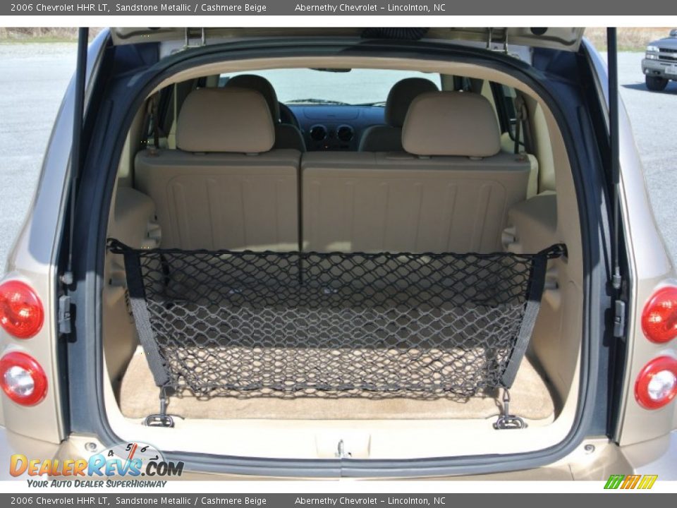 2006 Chevrolet HHR LT Sandstone Metallic / Cashmere Beige Photo #17