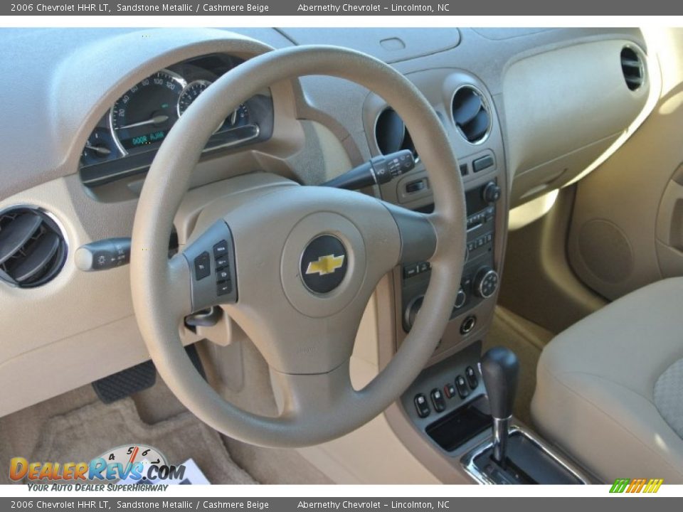 2006 Chevrolet HHR LT Sandstone Metallic / Cashmere Beige Photo #25