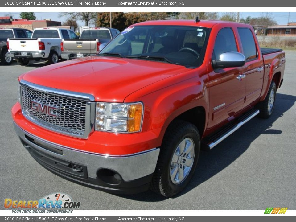 Front 3/4 View of 2010 GMC Sierra 1500 SLE Crew Cab Photo #2