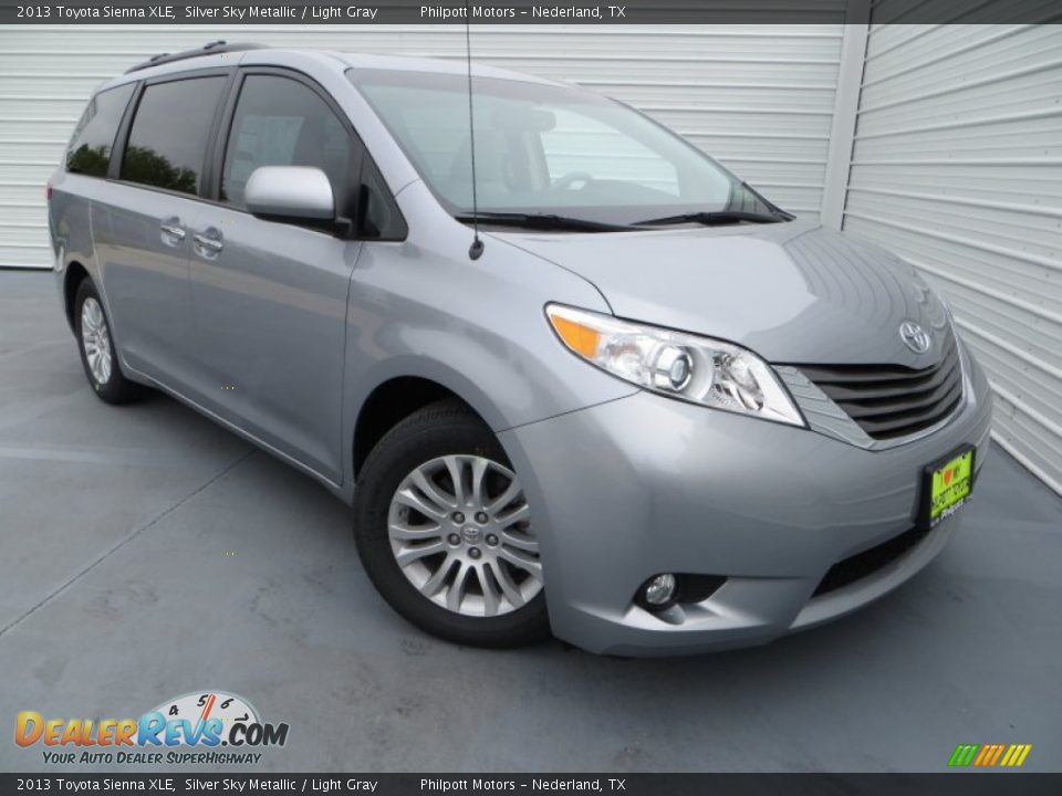 2013 Toyota Sienna XLE Silver Sky Metallic / Light Gray Photo #1