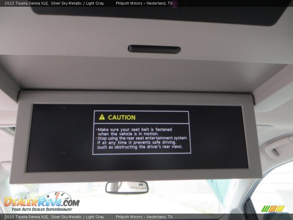 2013 Toyota Sienna XLE Silver Sky Metallic / Light Gray Photo #28