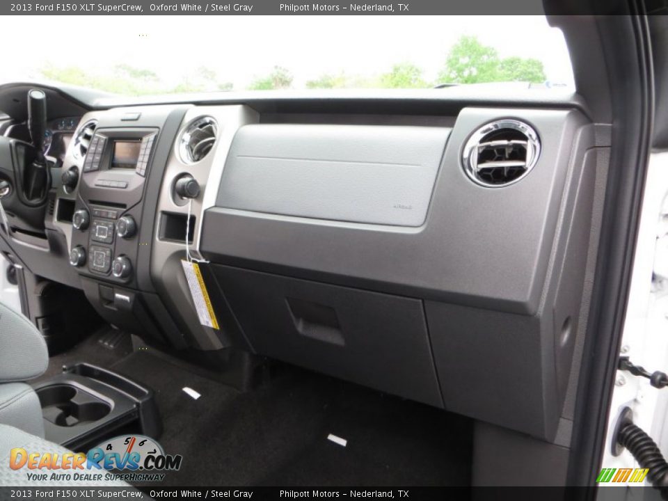 2013 Ford F150 XLT SuperCrew Oxford White / Steel Gray Photo #18