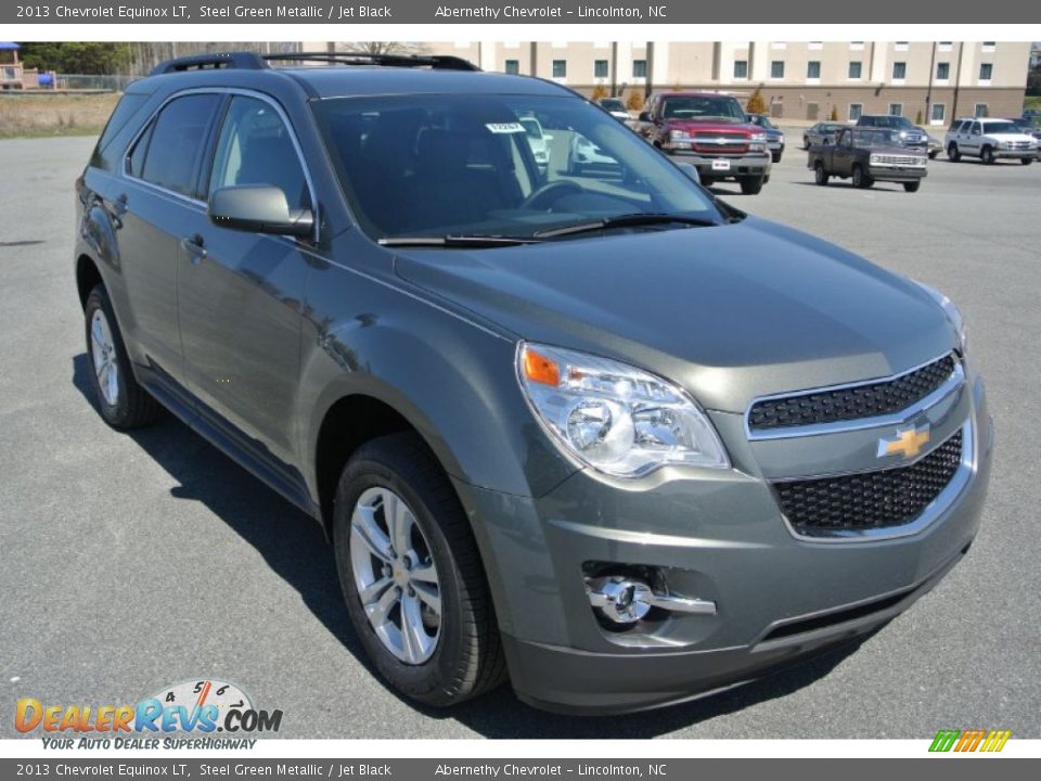 Front 3/4 View of 2013 Chevrolet Equinox LT Photo #1