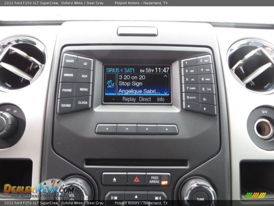2013 Ford F150 XLT SuperCrew Oxford White / Steel Gray Photo #29