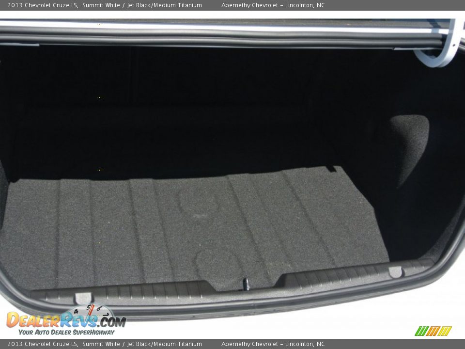 2013 Chevrolet Cruze LS Summit White / Jet Black/Medium Titanium Photo #16