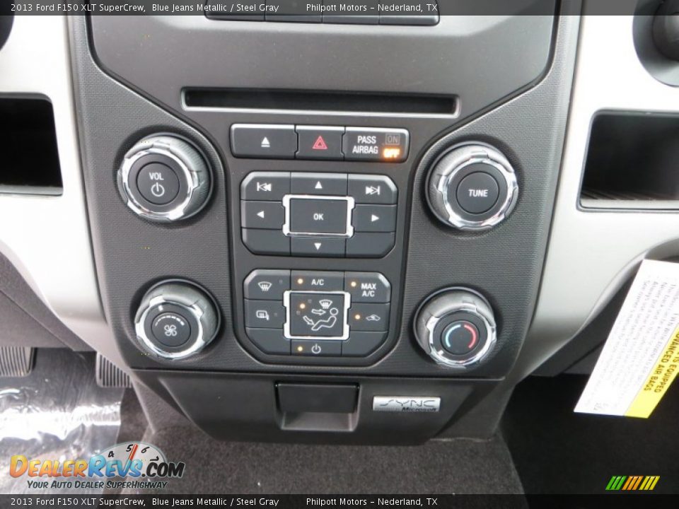 2013 Ford F150 XLT SuperCrew Blue Jeans Metallic / Steel Gray Photo #32