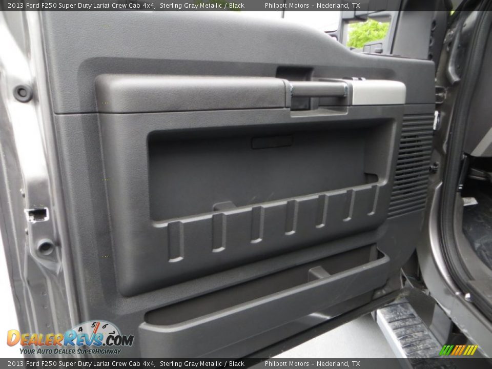 2013 Ford F250 Super Duty Lariat Crew Cab 4x4 Sterling Gray Metallic / Black Photo #23