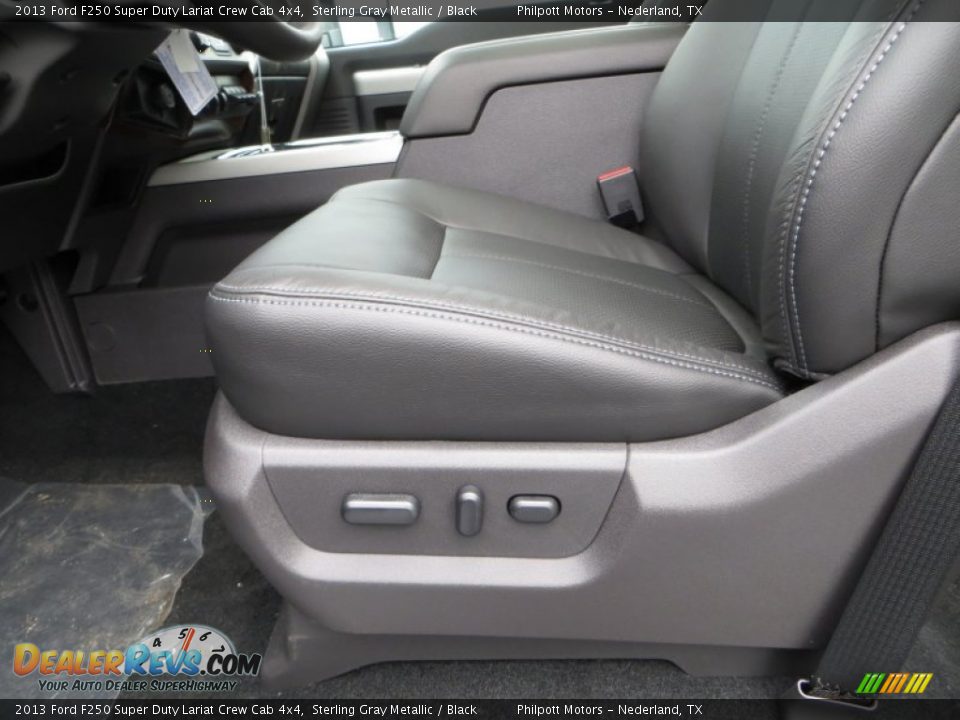 2013 Ford F250 Super Duty Lariat Crew Cab 4x4 Sterling Gray Metallic / Black Photo #25