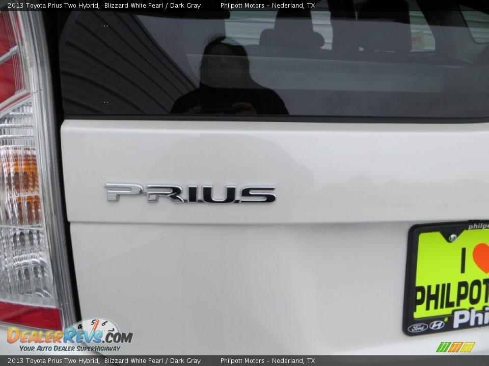 2013 Toyota Prius Two Hybrid Blizzard White Pearl / Dark Gray Photo #6