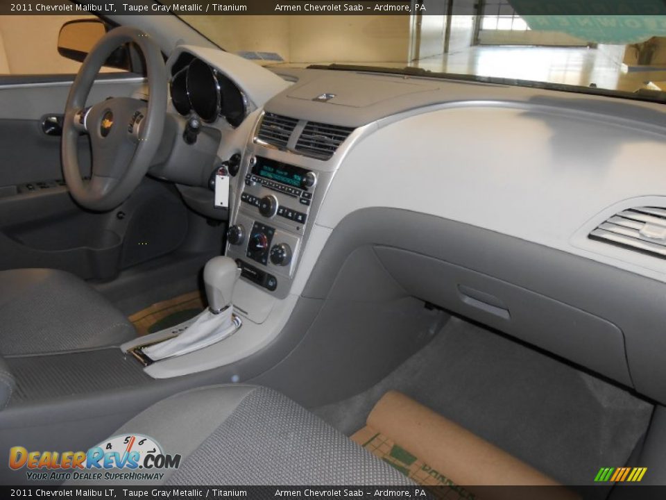 2011 Chevrolet Malibu LT Taupe Gray Metallic / Titanium Photo #12