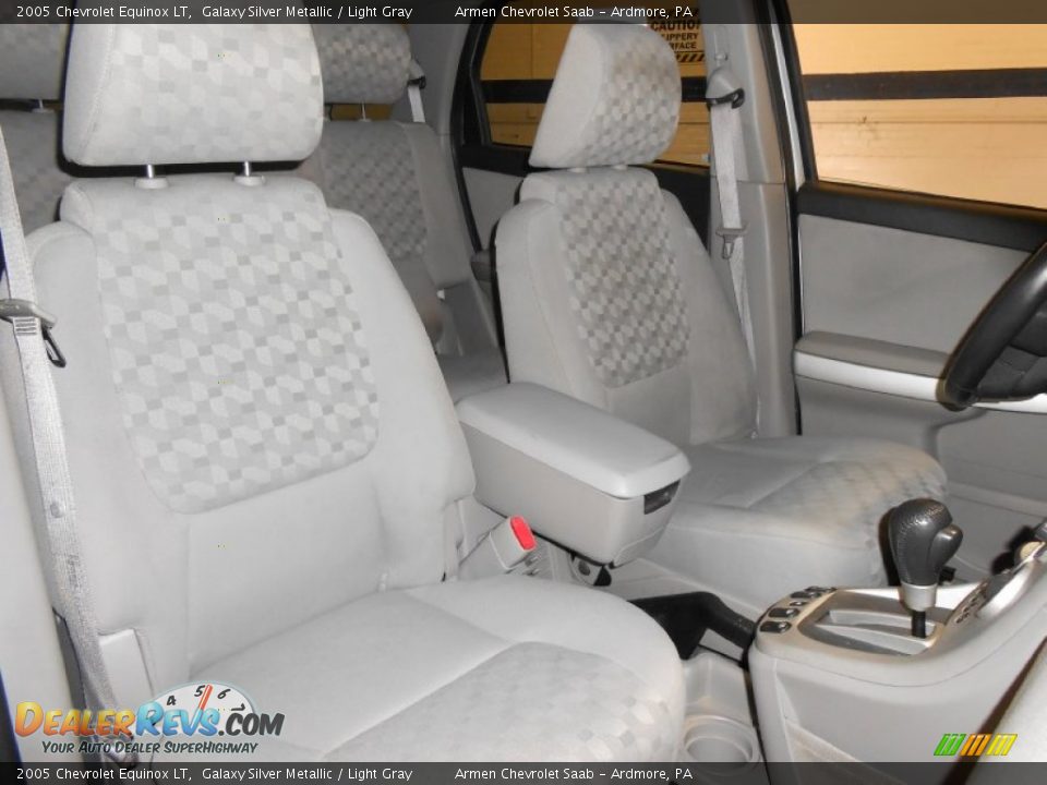 2005 Chevrolet Equinox LT Galaxy Silver Metallic / Light Gray Photo #14