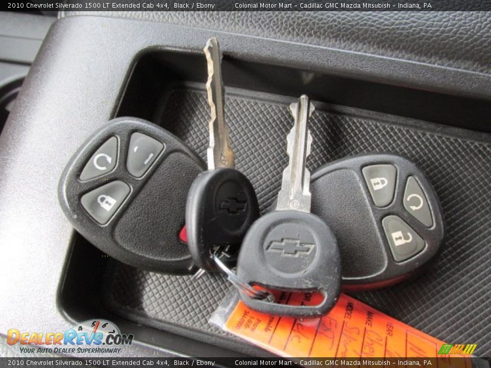 2010 Chevrolet Silverado 1500 LT Extended Cab 4x4 Black / Ebony Photo #18