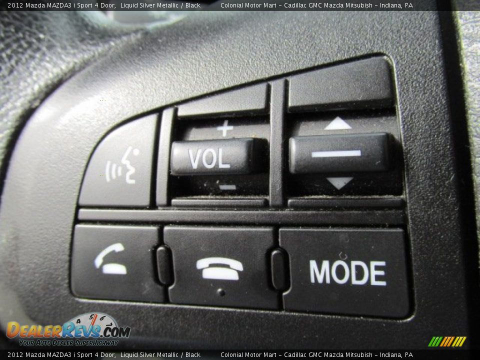 2012 Mazda MAZDA3 i Sport 4 Door Liquid Silver Metallic / Black Photo #17