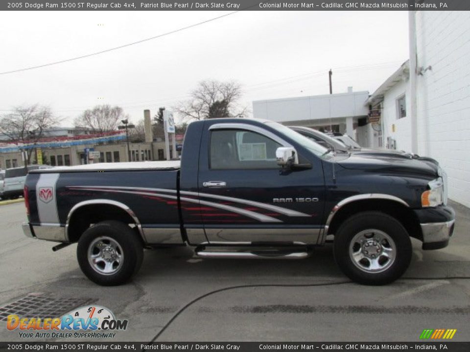 2005 Dodge Ram 1500 ST Regular Cab 4x4 Patriot Blue Pearl / Dark Slate Gray Photo #2