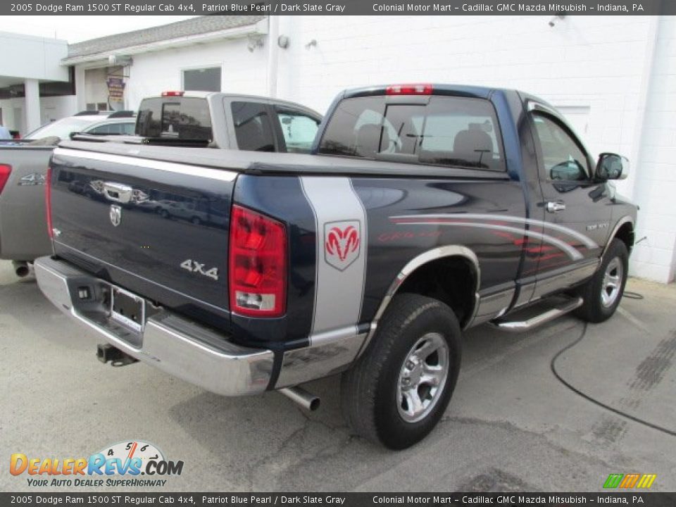 2005 Dodge Ram 1500 ST Regular Cab 4x4 Patriot Blue Pearl / Dark Slate Gray Photo #4