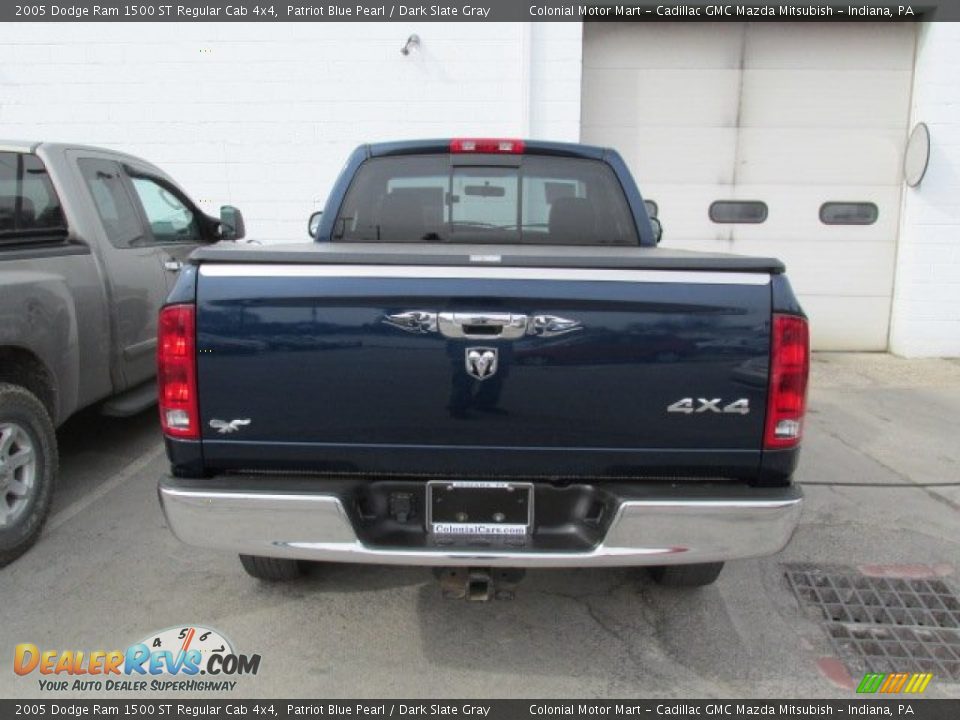 2005 Dodge Ram 1500 ST Regular Cab 4x4 Patriot Blue Pearl / Dark Slate Gray Photo #5