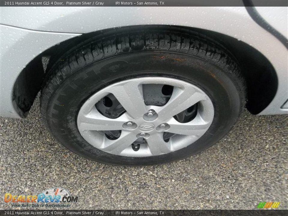 2011 Hyundai Accent GLS 4 Door Platinum Silver / Gray Photo #3