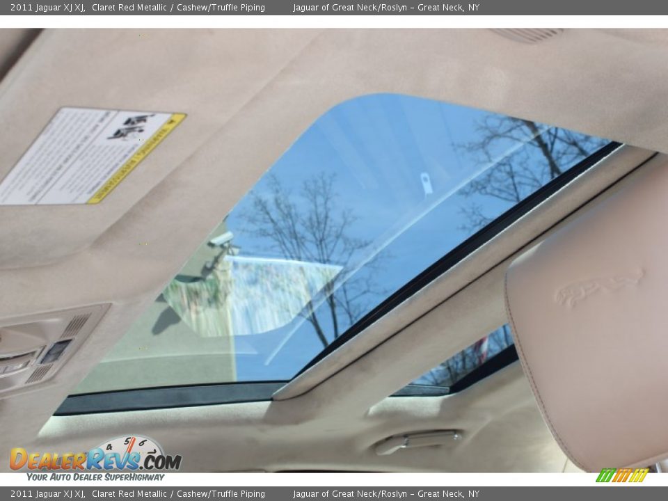 2011 Jaguar XJ XJ Claret Red Metallic / Cashew/Truffle Piping Photo #21