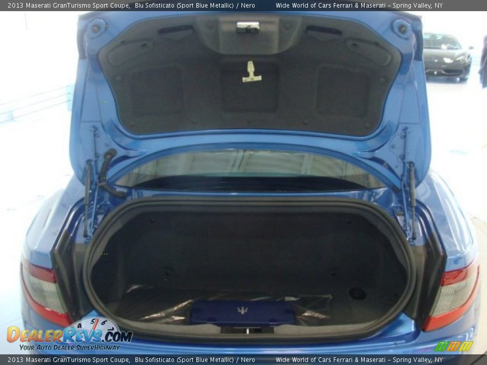 2013 Maserati GranTurismo Sport Coupe Trunk Photo #24