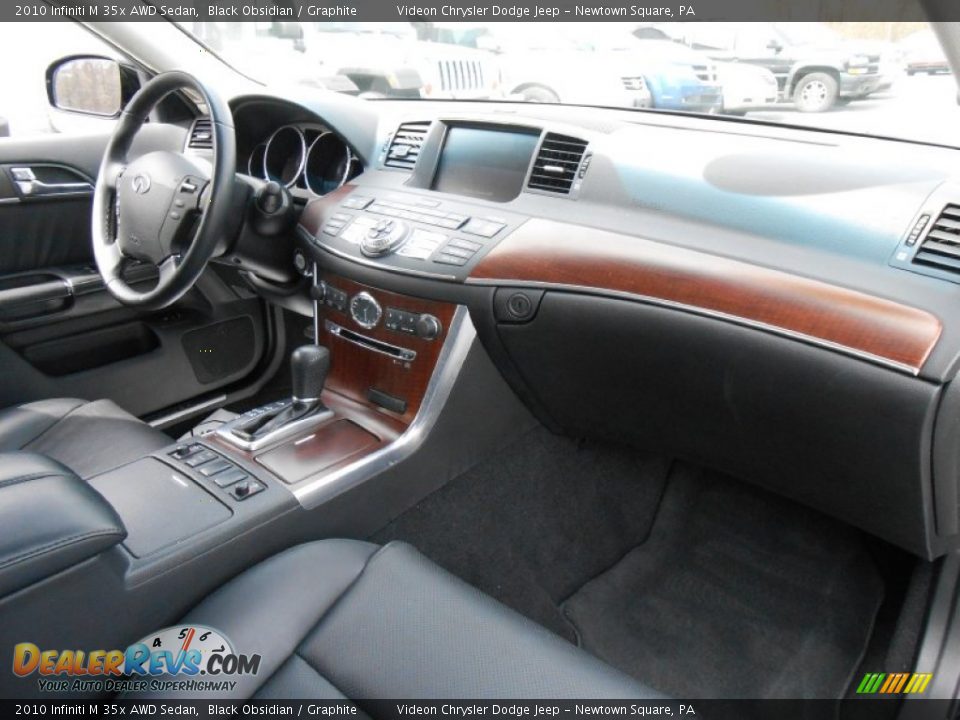 2010 Infiniti M 35x AWD Sedan Black Obsidian / Graphite Photo #12