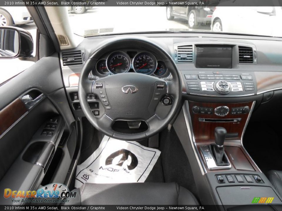 2010 Infiniti M 35x AWD Sedan Black Obsidian / Graphite Photo #19