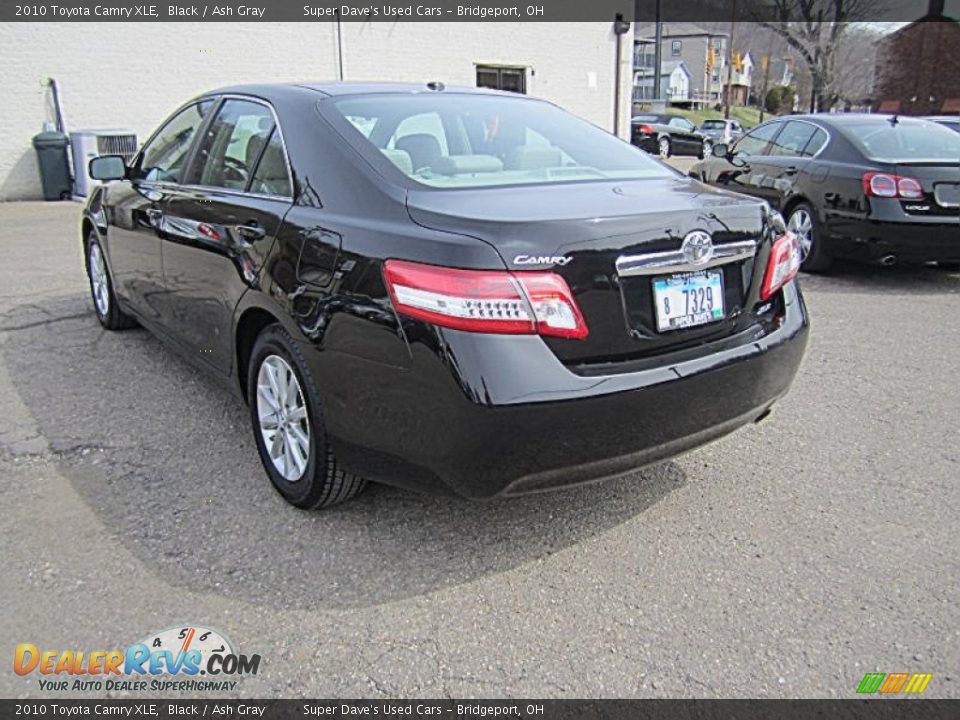 2010 Toyota Camry XLE Black / Ash Gray Photo #4