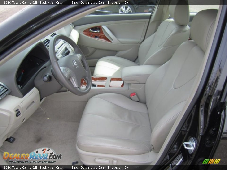2010 Toyota Camry XLE Black / Ash Gray Photo #14
