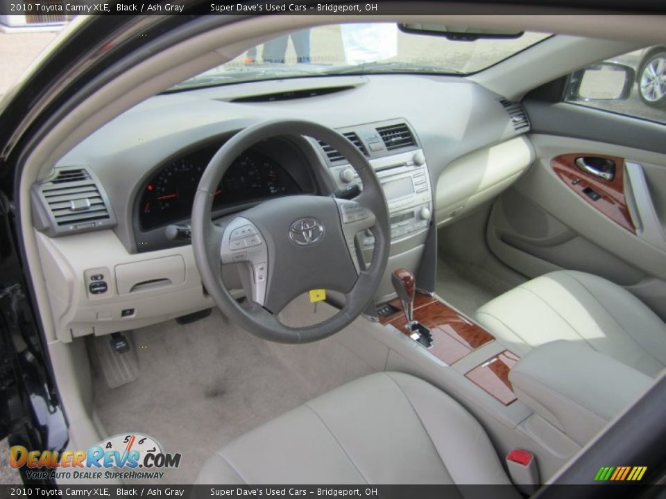 2010 Toyota Camry XLE Black / Ash Gray Photo #15