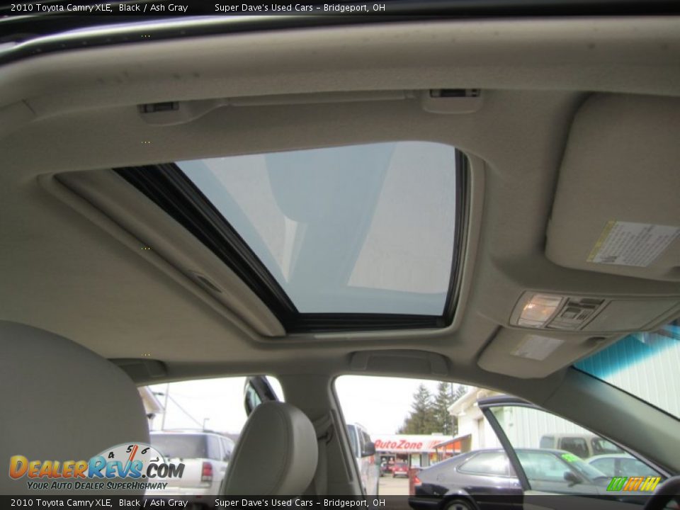 2010 Toyota Camry XLE Black / Ash Gray Photo #25