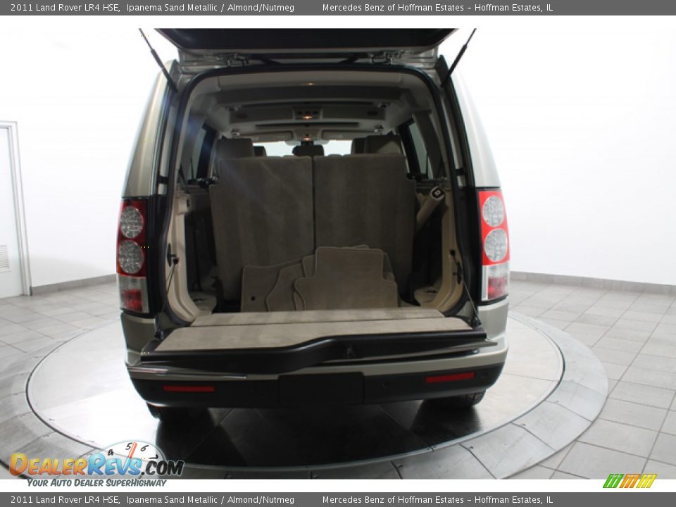 2011 Land Rover LR4 HSE Ipanema Sand Metallic / Almond/Nutmeg Photo #23