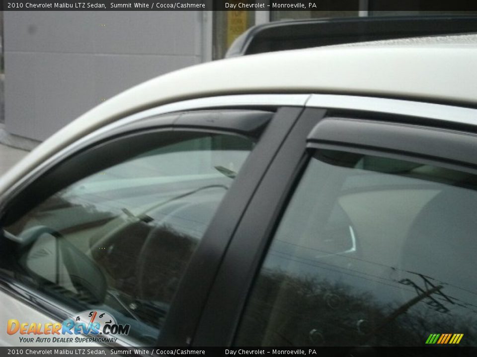 2010 Chevrolet Malibu LTZ Sedan Summit White / Cocoa/Cashmere Photo #5