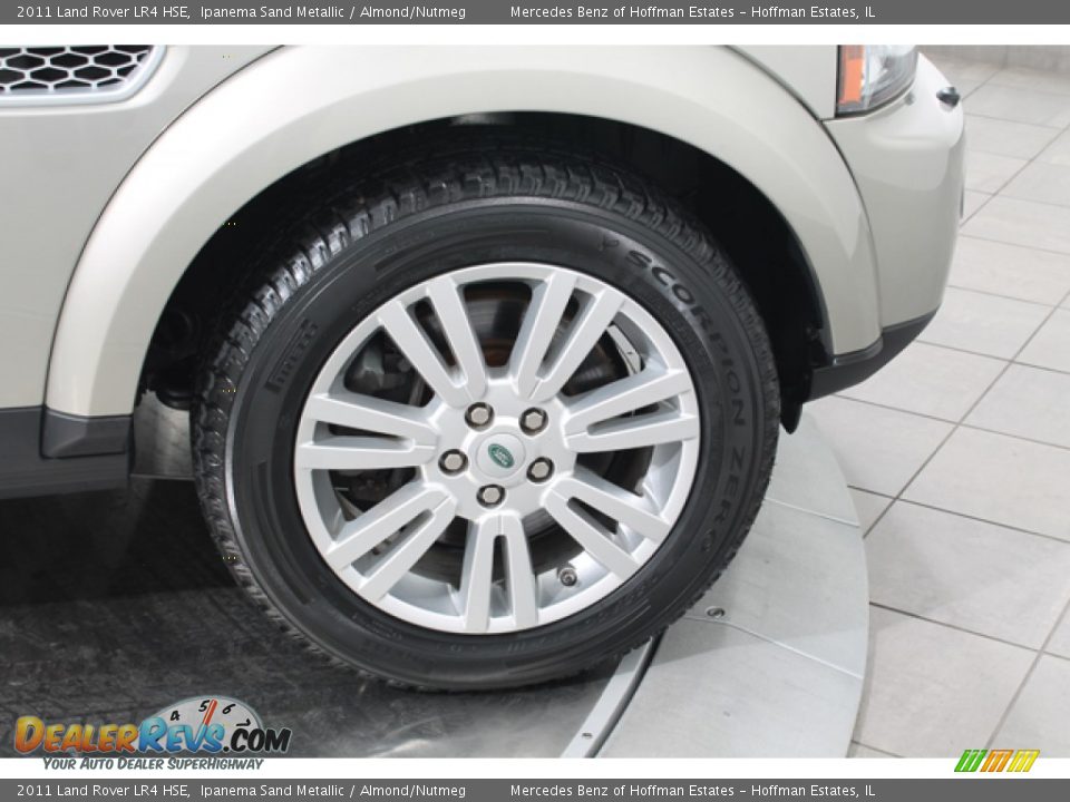 2011 Land Rover LR4 HSE Ipanema Sand Metallic / Almond/Nutmeg Photo #31