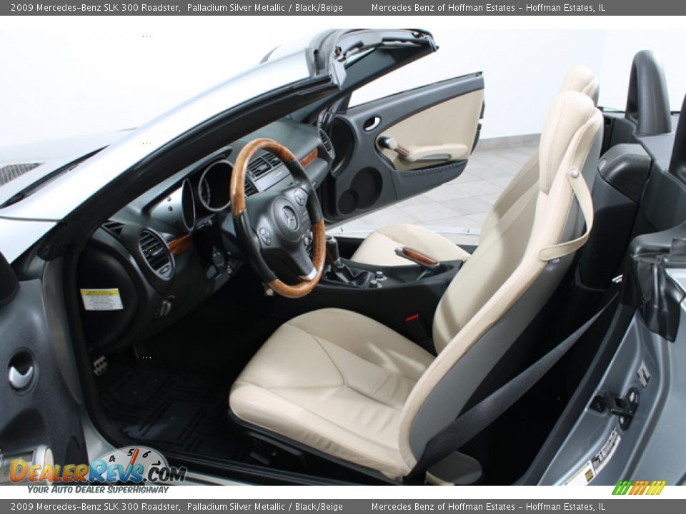 2009 Mercedes-Benz SLK 300 Roadster Palladium Silver Metallic / Black/Beige Photo #17