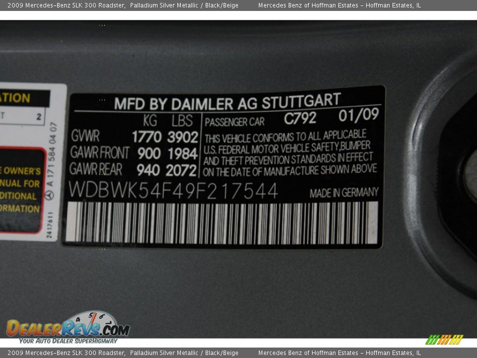 2009 Mercedes-Benz SLK 300 Roadster Palladium Silver Metallic / Black/Beige Photo #28