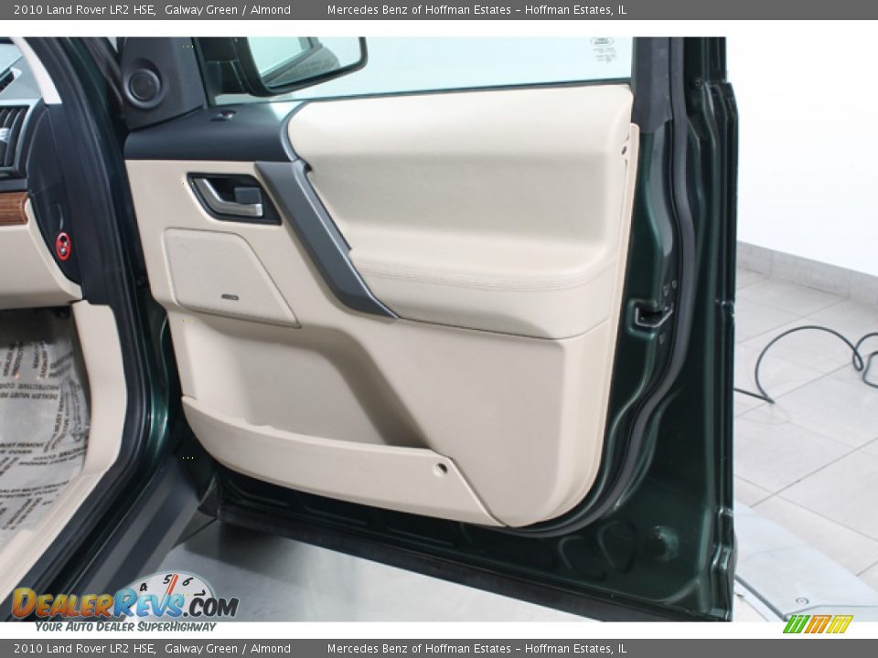 2010 Land Rover LR2 HSE Galway Green / Almond Photo #13