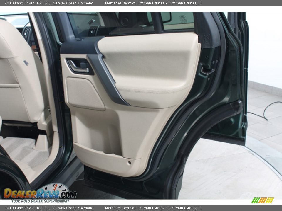 2010 Land Rover LR2 HSE Galway Green / Almond Photo #14