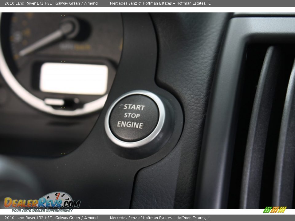 2010 Land Rover LR2 HSE Galway Green / Almond Photo #21