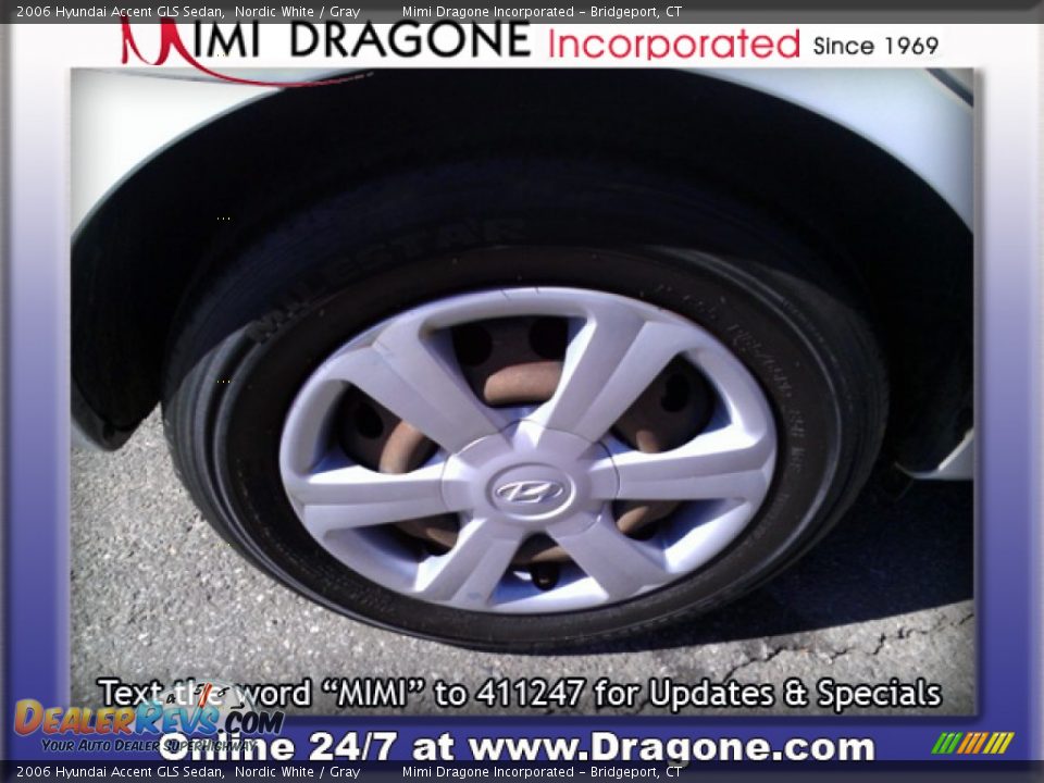 2006 Hyundai Accent GLS Sedan Nordic White / Gray Photo #7