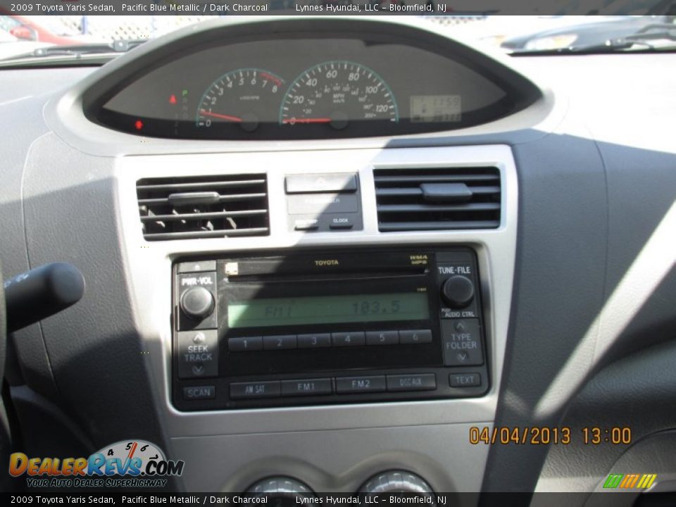 2009 Toyota Yaris Sedan Pacific Blue Metallic / Dark Charcoal Photo #8