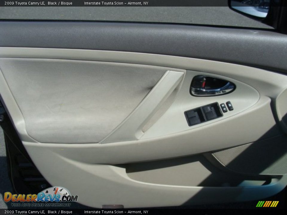 2009 Toyota Camry LE Black / Bisque Photo #7