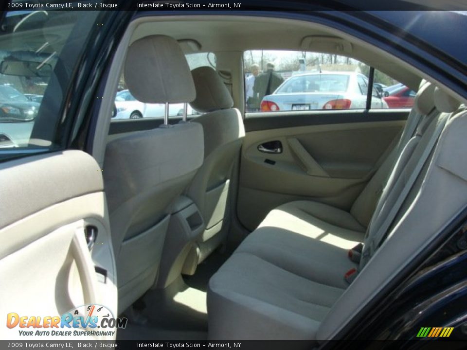 2009 Toyota Camry LE Black / Bisque Photo #16