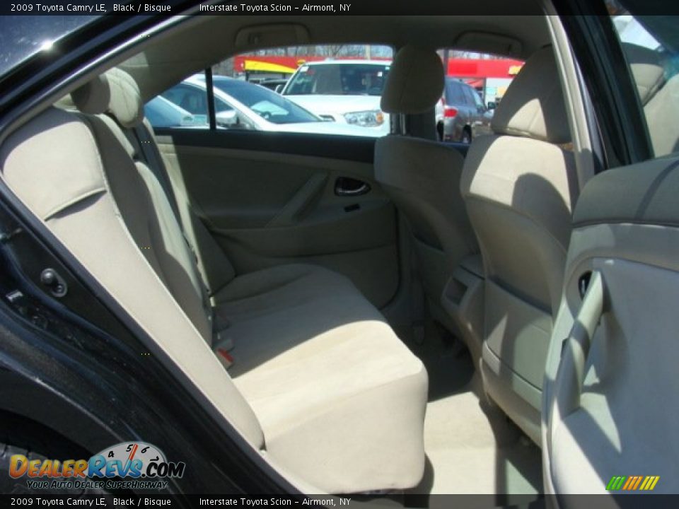 2009 Toyota Camry LE Black / Bisque Photo #18