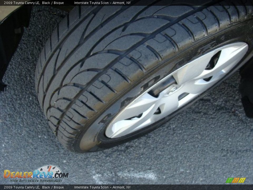2009 Toyota Camry LE Black / Bisque Photo #23