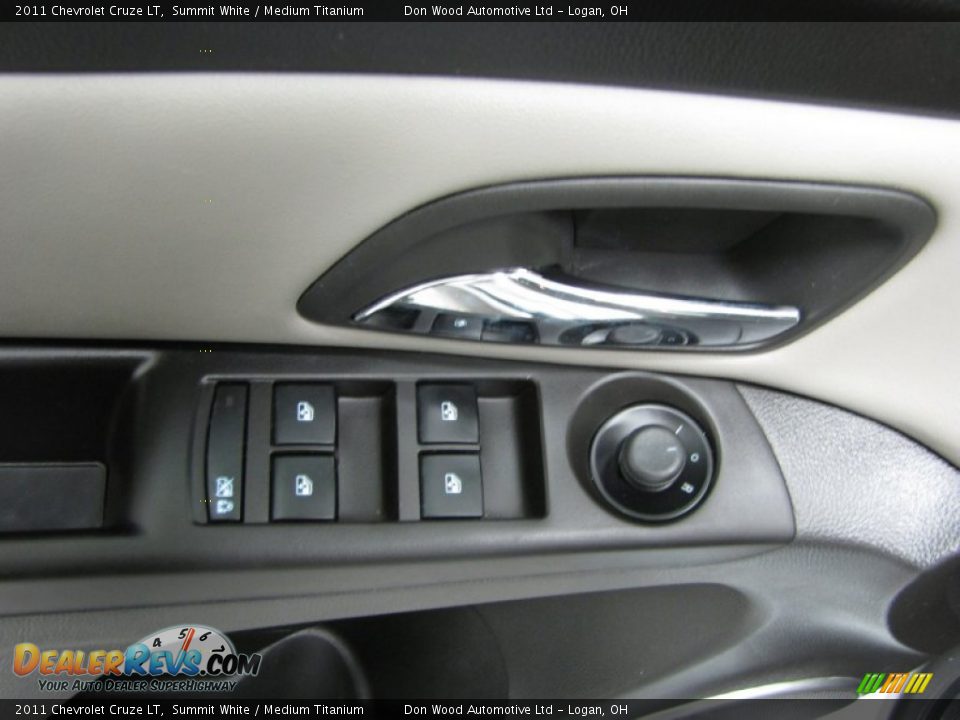 2011 Chevrolet Cruze LT Summit White / Medium Titanium Photo #10