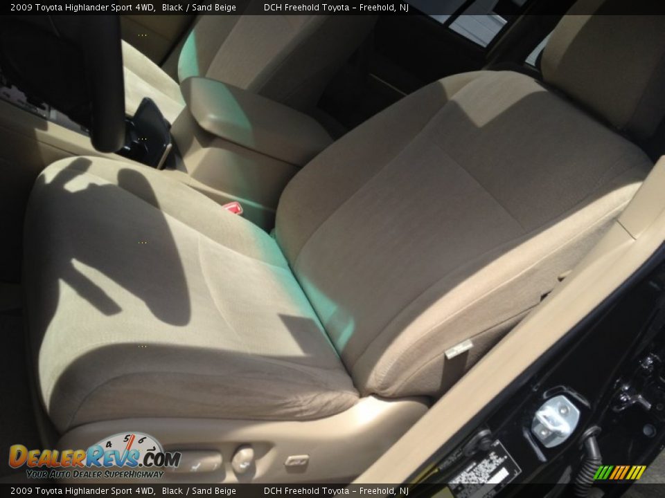 2009 Toyota Highlander Sport 4WD Black / Sand Beige Photo #17