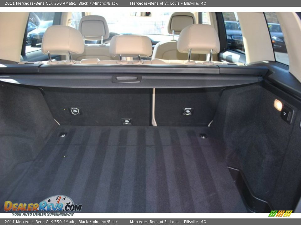 2011 Mercedes-Benz GLK 350 4Matic Black / Almond/Black Photo #9