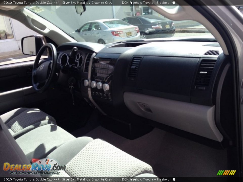 2010 Toyota Tundra Double Cab 4x4 Silver Sky Metallic / Graphite Gray Photo #21
